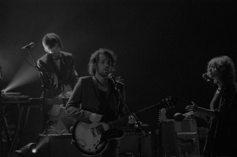 broken social scene 23