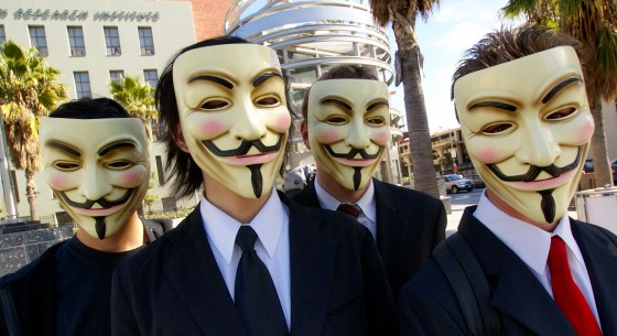 Anonymous_at_Scientology_in_Los_Angeles-560x305.jpg