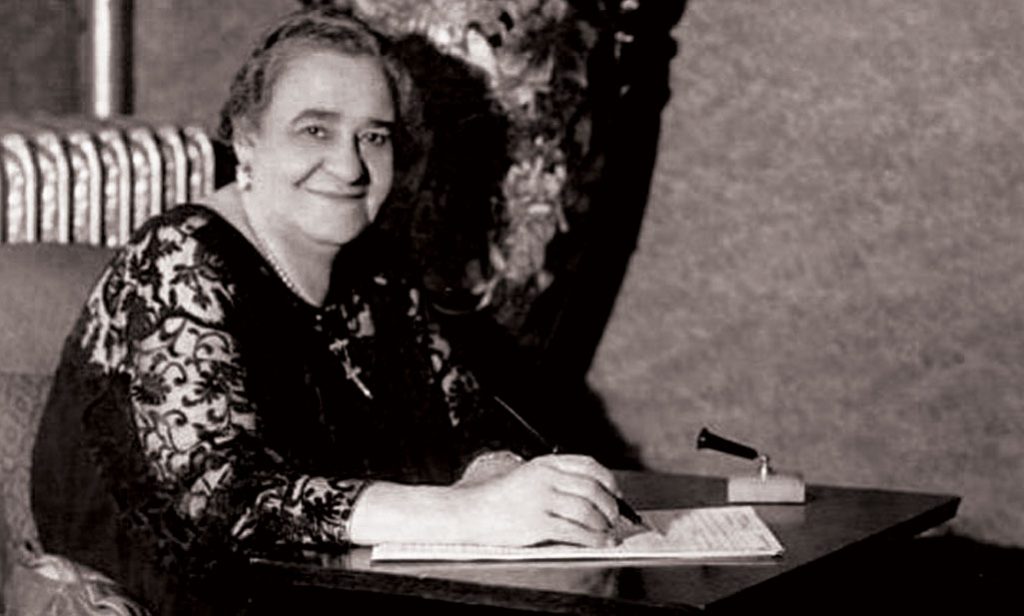 Broad St Maggie Walker Statue Set To Be Unveiled In July On Banker s