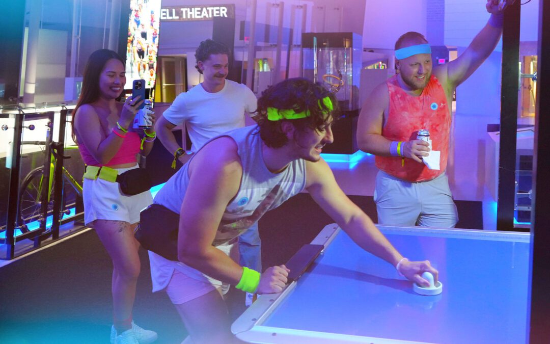 Science on Tap Goes Neon at the Science Museum of Virginia
