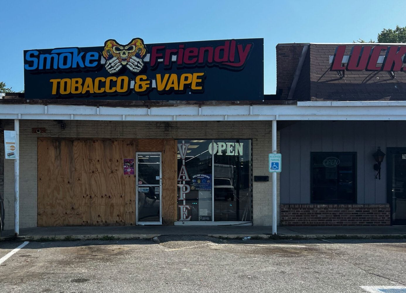 Virginia-vape-shops_photo-by-R-Anthony-Harris_RVA-Magazine-2026