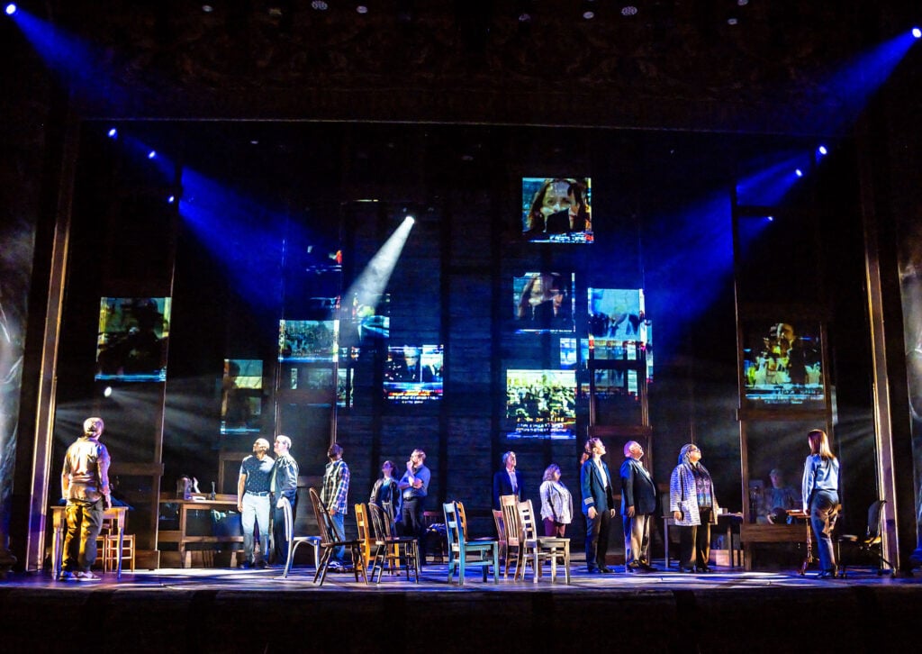 Come-From-Away-review-by-Christian-Detres_photo-Aaron-Sutten_RVA-Magazine-2026