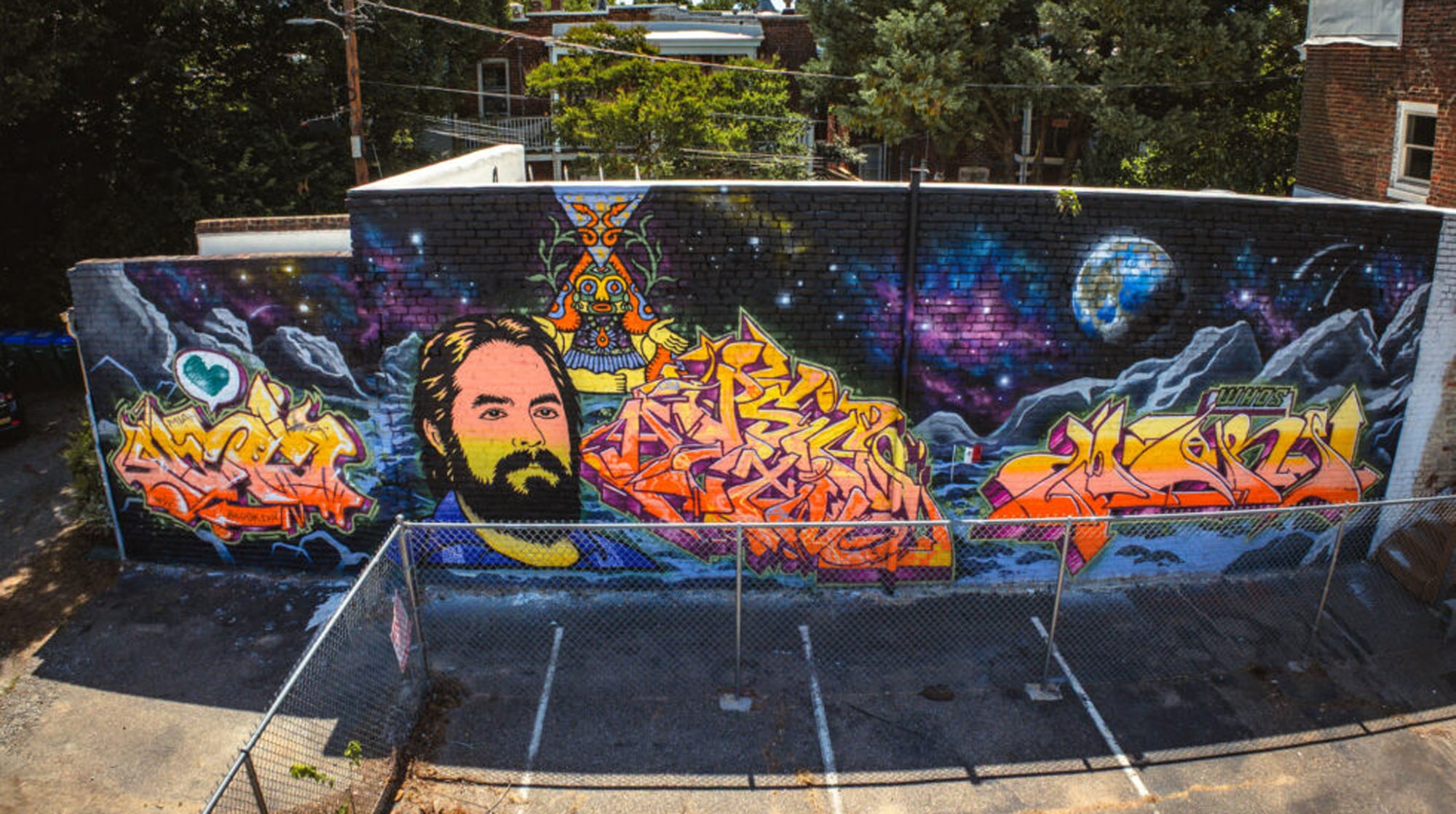 Latino-mural-by-R-Anthony-Harris_photo-by-Take-one-Aerial_RVA-Magazine-2026