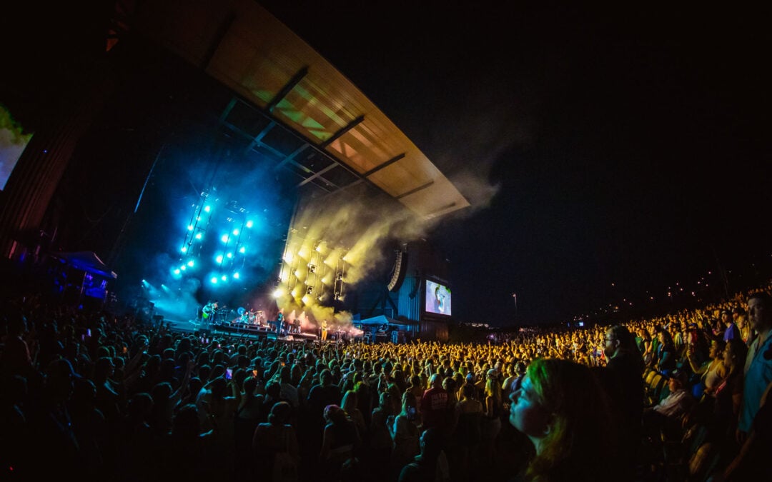 Photos | Djo & Pond at Allianz Amphitheater
