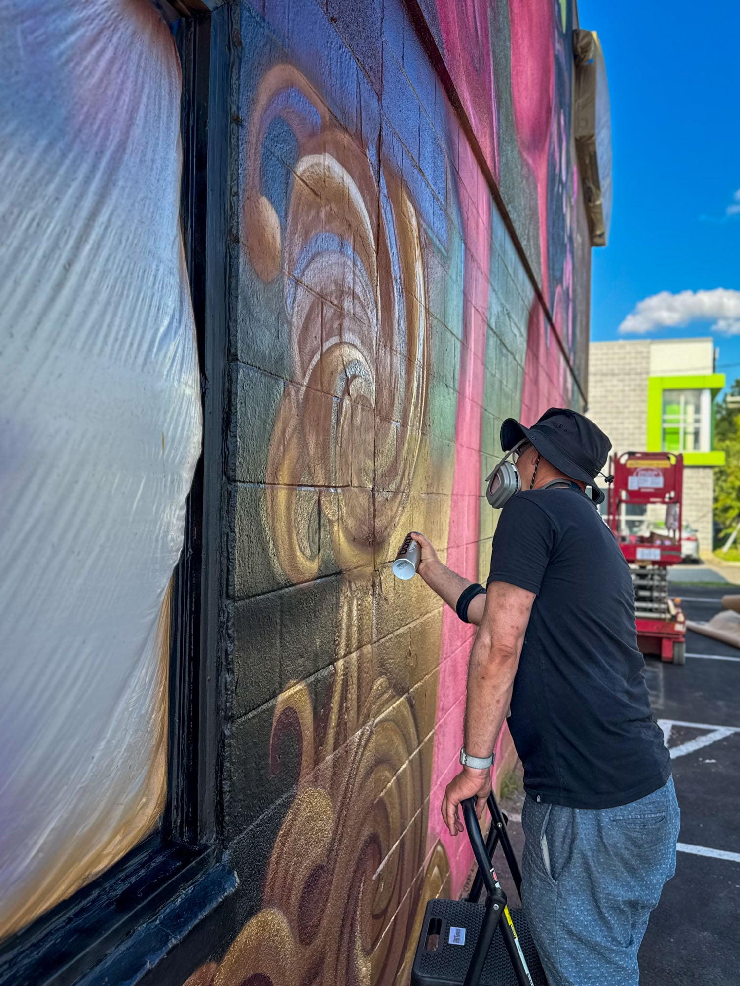 Jesse-Smith_Tatiana-Suarez-Romantix-mural_by-R-Anthony-Harris_photo-Megan-Wilson_RVA-Magazine-2026