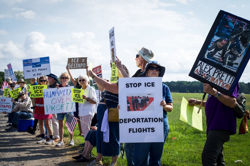 Richmond-Airport-ICE-Protest-September-2026_by-R-Anthony-Harris_RVA-Magazine-2026