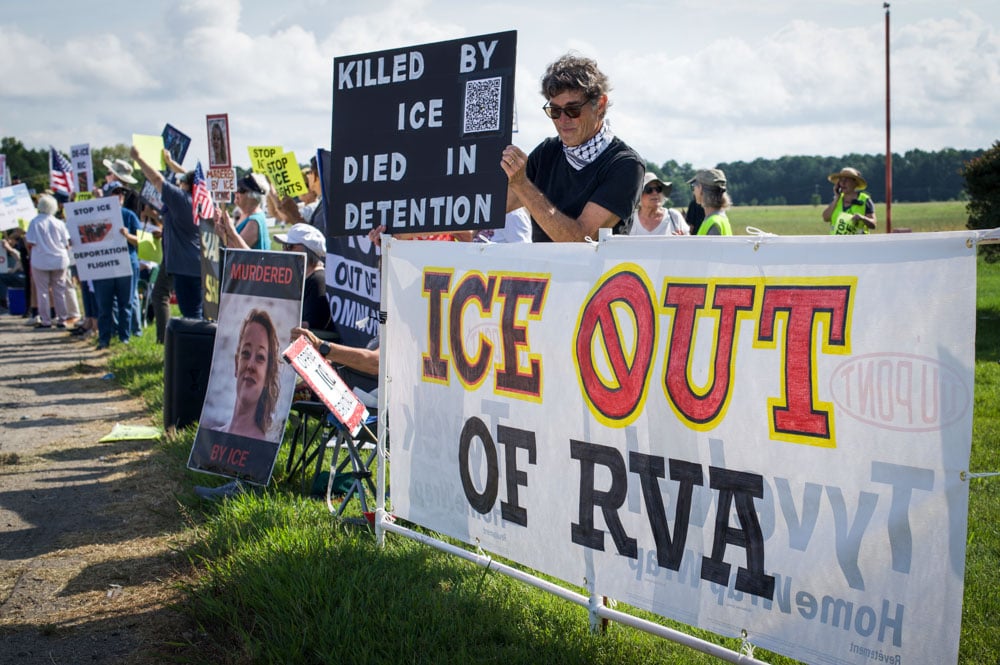 Richmond-Airport-ICE-Protest-September-2026_by-R-Anthony-Harris_RVA-Magazine-2026