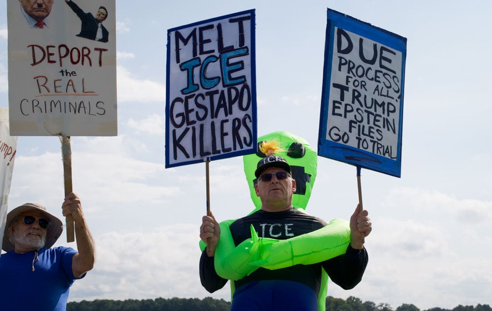 Richmond-Airport-ICE-Protest-September-2026_by-R-Anthony-Harris_RVA-Magazine-2026